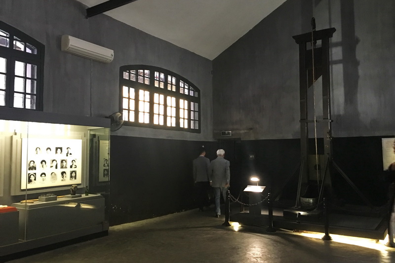 Guillotine in Hanoi